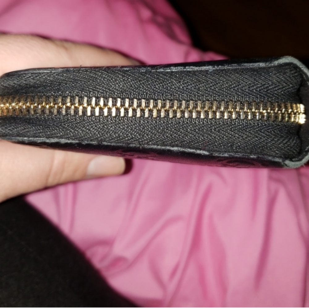 Gucci Wallet - Picture 11 of 12